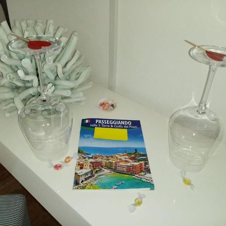 Residenza Solferino Appartement Corniglia Buitenkant foto